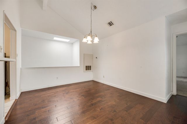 1613 Kingspoint Drive, Carrollton, TX 75007