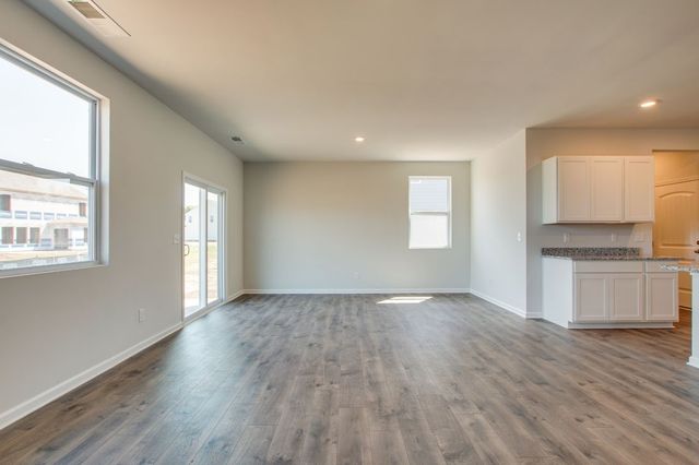 129 Stammer Farms Blvd, Chapel Hill, TN 37034