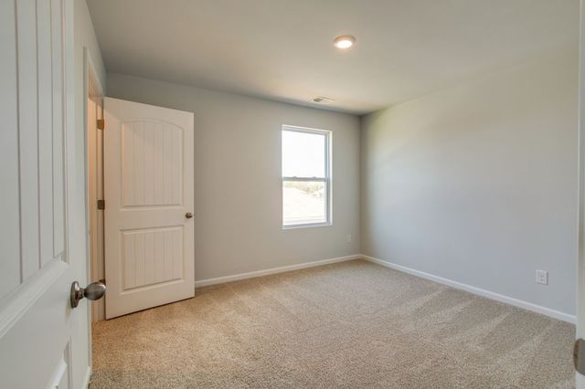 129 Stammer Farms Blvd, Chapel Hill, TN 37034