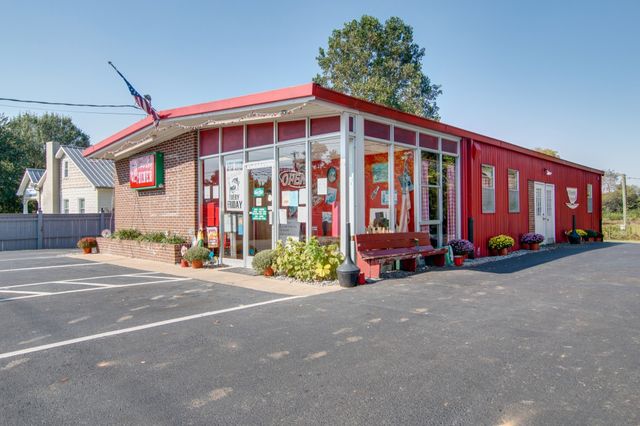 129 Stammer Farms Blvd, Chapel Hill, TN 37034