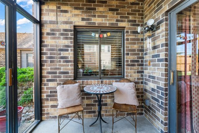 3667 Grand Avenue 2, Des Moines, IA 50312