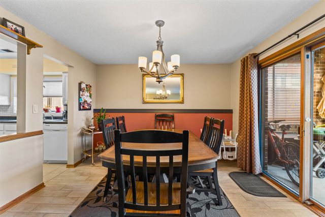 3667 Grand Avenue 2, Des Moines, IA 50312