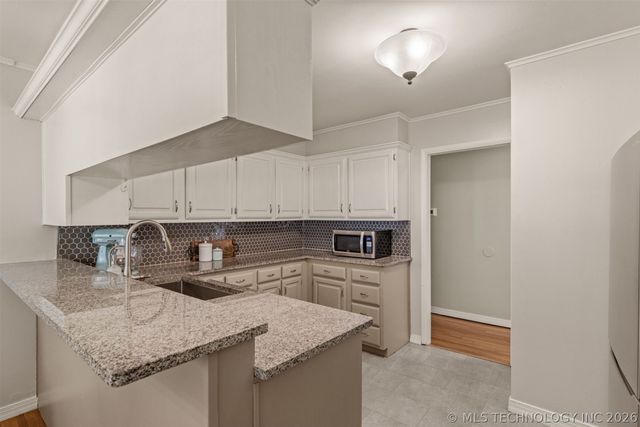 6765 E 26th Place, Tulsa, OK 74129