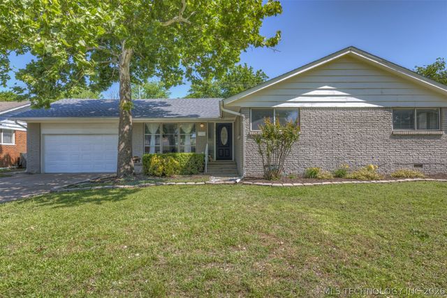 6765 E 26th Place, Tulsa, OK 74129