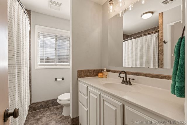 6765 E 26th Place, Tulsa, OK 74129