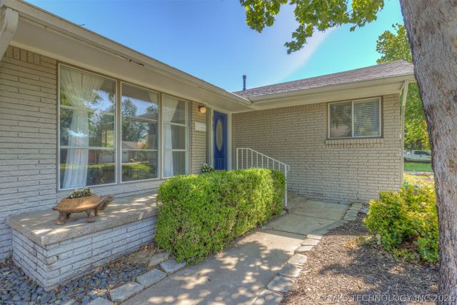 6765 E 26th Place, Tulsa, OK 74129