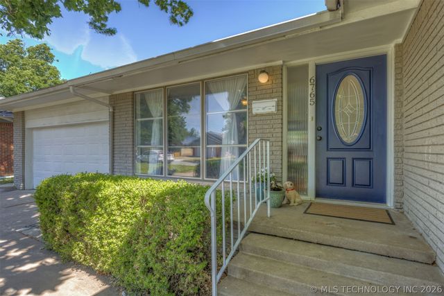 6765 E 26th Place, Tulsa, OK 74129