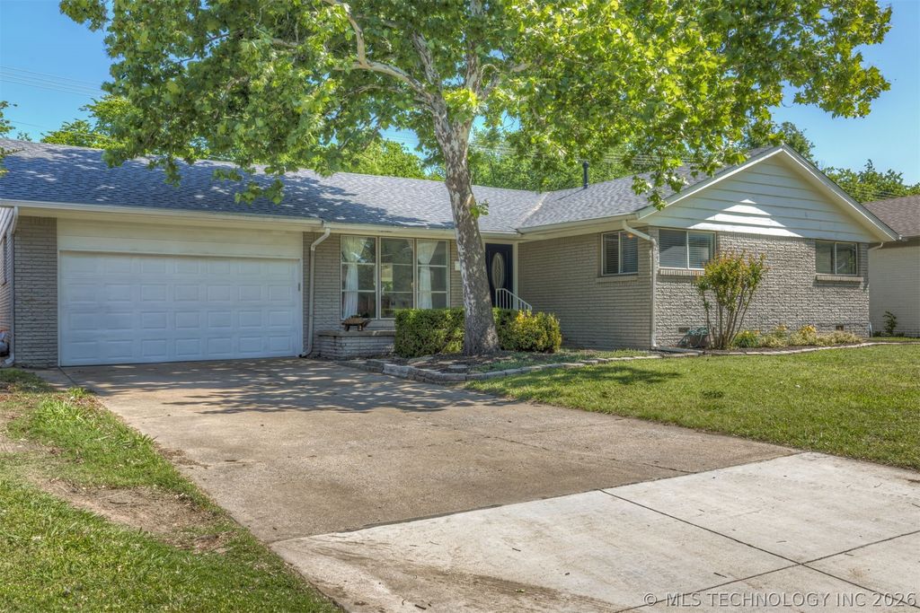 6765 E 26th Place, Tulsa, OK 74129