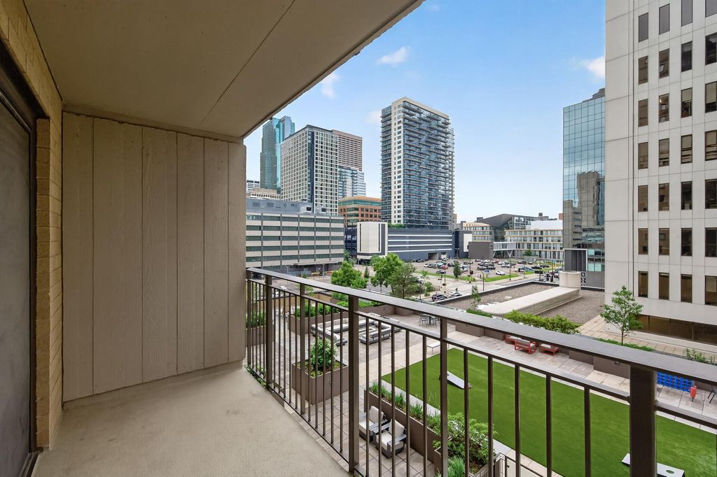 121 Washington Avenue S 505, Minneapolis, MN 55401 — exterior