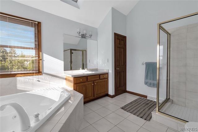 8180 Driftwood Court, Clarence, NY 14221