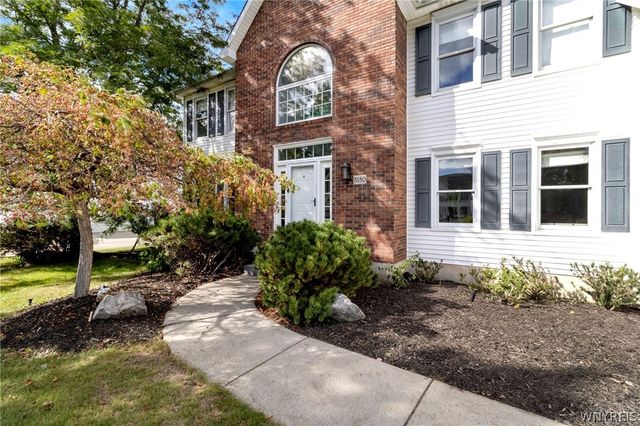 8180 Driftwood Court, Clarence, NY 14221