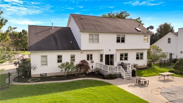 8180 Driftwood Court, Clarence, NY 14221