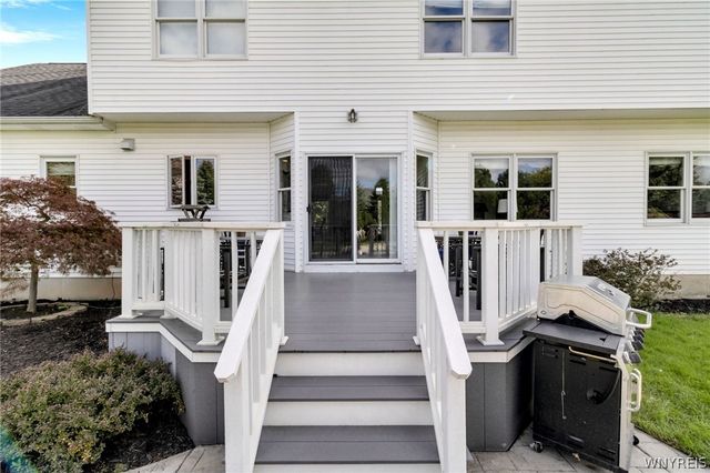 8180 Driftwood Court, Clarence, NY 14221