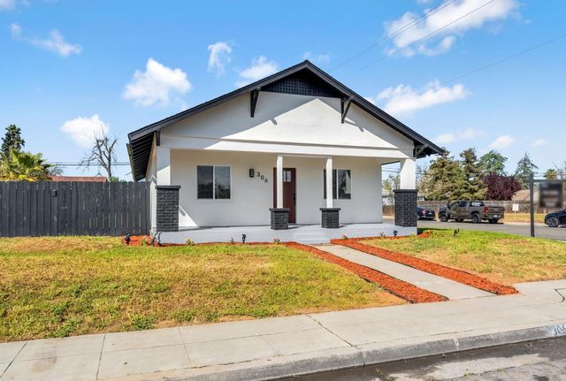 306 W Beechwood Avenue, Pinedale, CA 93650