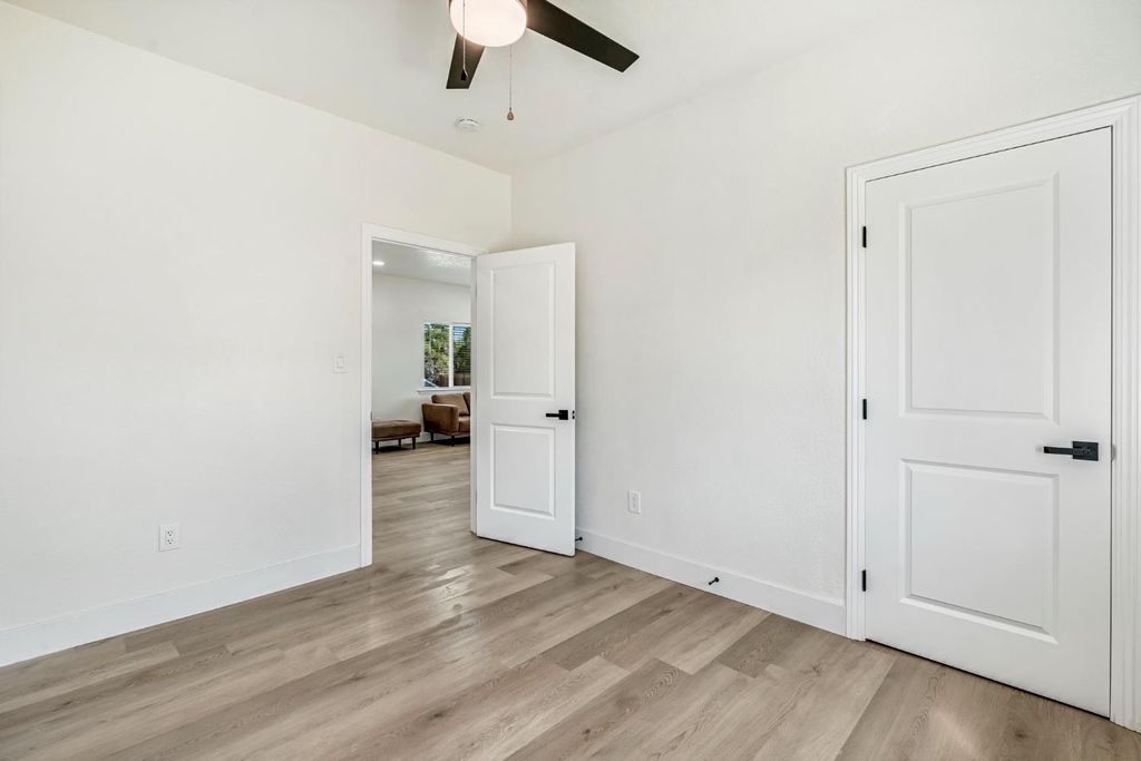 Image 17 of property listing at 306 W Beechwood Avenue, Pinedale, CA 93650