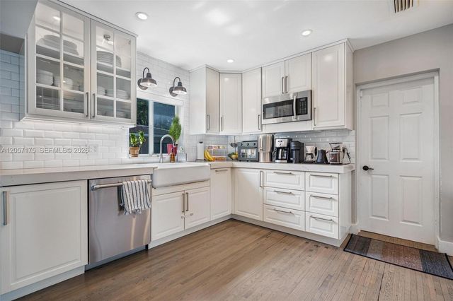 510 Bargello Avenue, Coral Gables, FL 33146