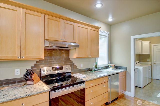 4304 Landmark Drive, Mount Vernon, WA 98274