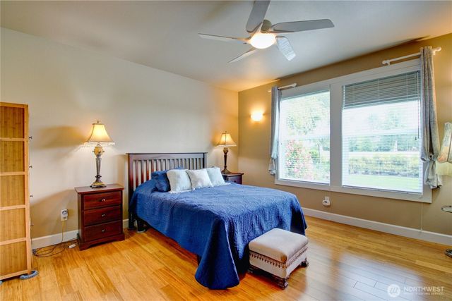 4304 Landmark Drive, Mount Vernon, WA 98274