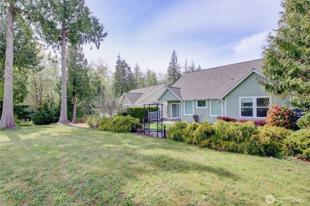 4304 Landmark Drive, Mount Vernon, WA 98274