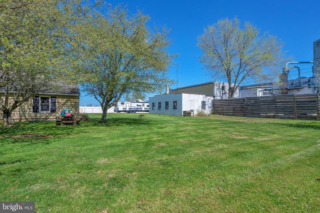 730 MCALLISTER ST, Hanover, PA 17331
