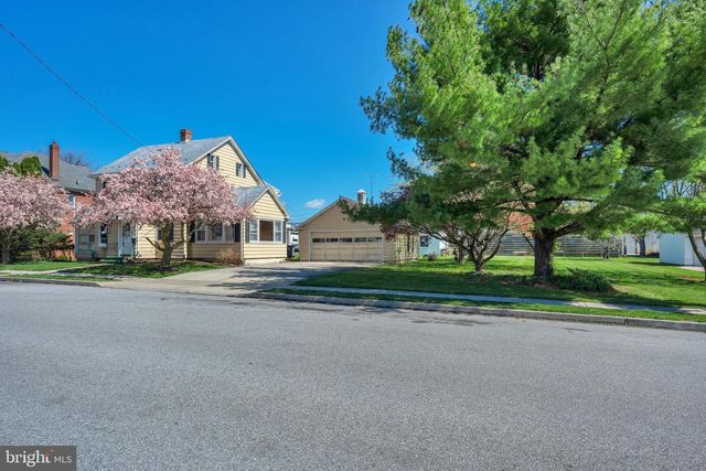 730 MCALLISTER ST, Hanover, PA 17331