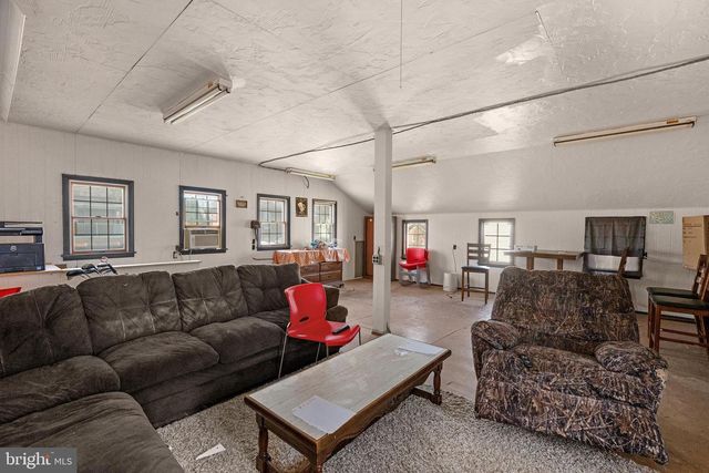 730 MCALLISTER ST, Hanover, PA 17331