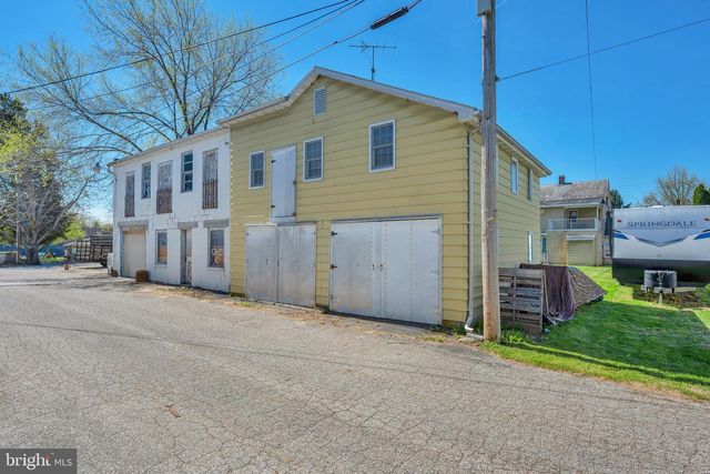 730 MCALLISTER ST, Hanover, PA 17331