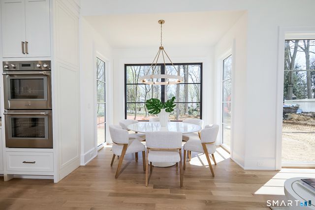 11 Wake Robin Road, Westport, CT 06880