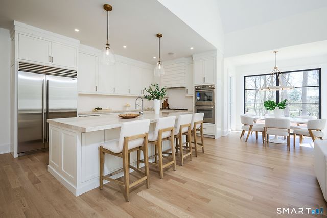 11 Wake Robin Road, Westport, CT 06880