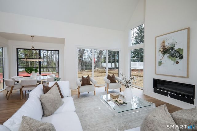 11 Wake Robin Road, Westport, CT 06880