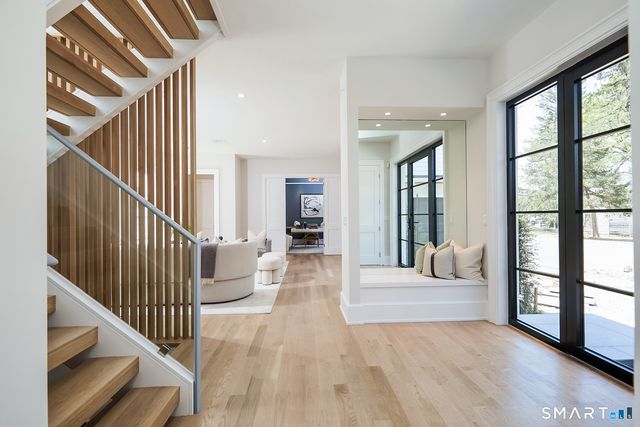 11 Wake Robin Road, Westport, CT 06880