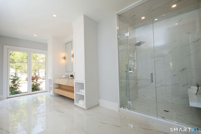 11 Wake Robin Road, Westport, CT 06880