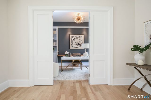 11 Wake Robin Road, Westport, CT 06880