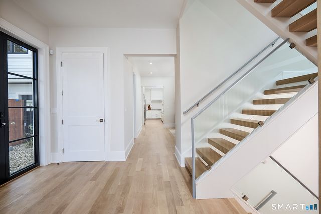 11 Wake Robin Road, Westport, CT 06880