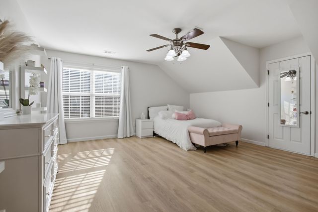 1122 Pin Oak Ln, Brentwood, TN 37027