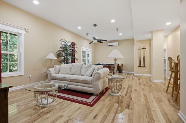1122 Pin Oak Ln, Brentwood, TN 37027