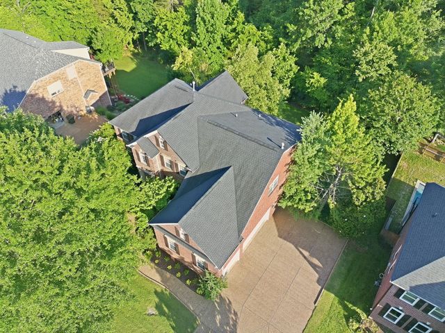 1122 Pin Oak Ln, Brentwood, TN 37027