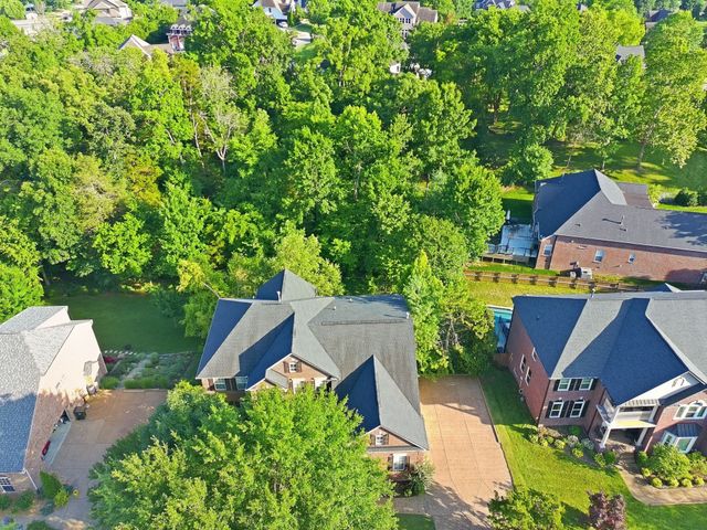 1122 Pin Oak Ln, Brentwood, TN 37027