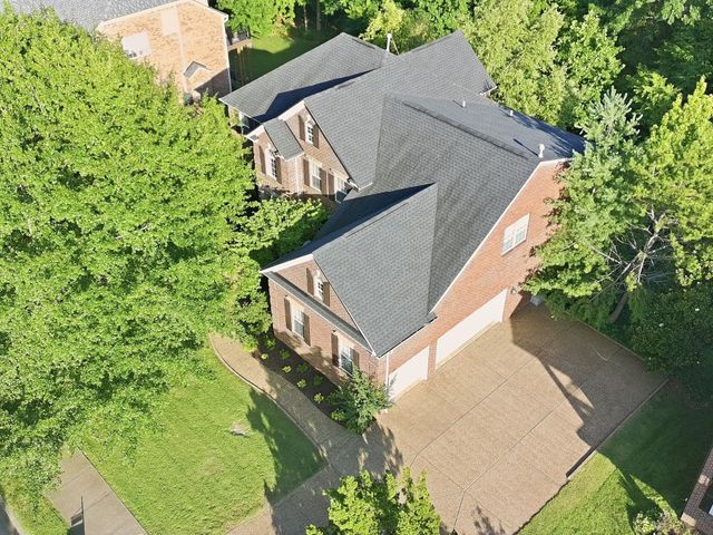 1122 Pin Oak Ln, Brentwood, TN 37027