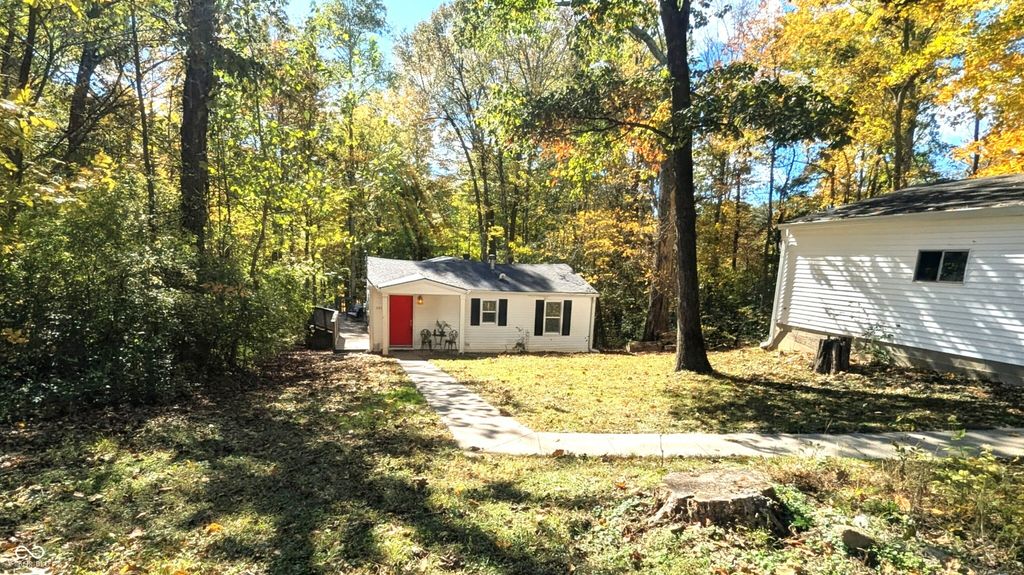 469 W Hinshaw Drive, Nineveh, IN 46164