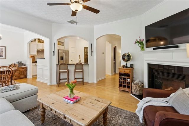 612 Laurel Bend, Canton, GA 30114