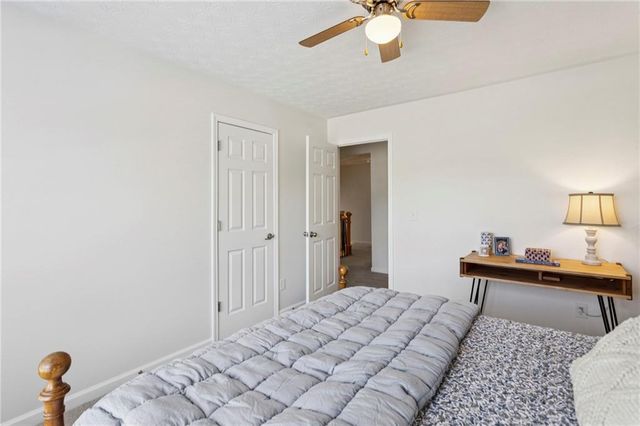 612 Laurel Bend, Canton, GA 30114