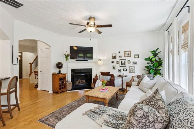 612 Laurel Bend, Canton, GA 30114