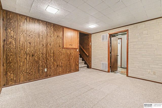 12624 O Street, Omaha, NE 68137