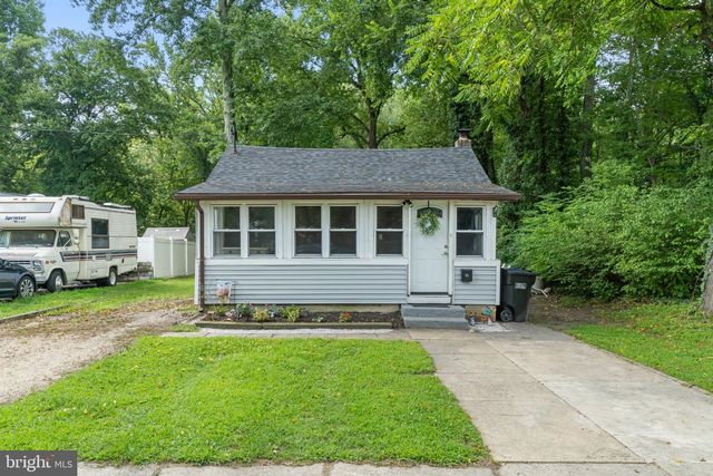 1 CROSS RD, Pine Hill, NJ 08021