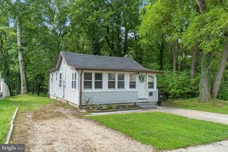 1 CROSS RD, Pine Hill, NJ 08021