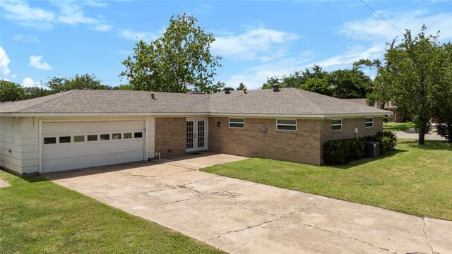 3501 Austin Avenue, Greenville, TX 75402