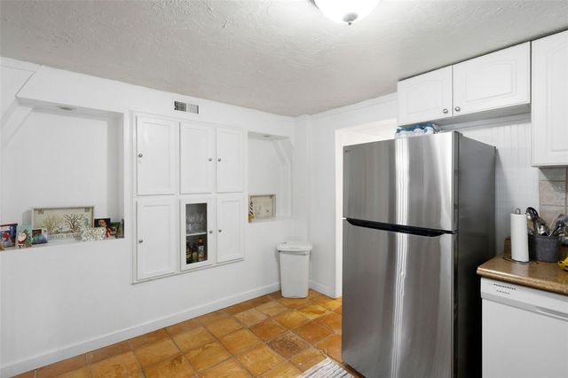 4701 3RD AVENUE S, St Petersburg, FL 33711