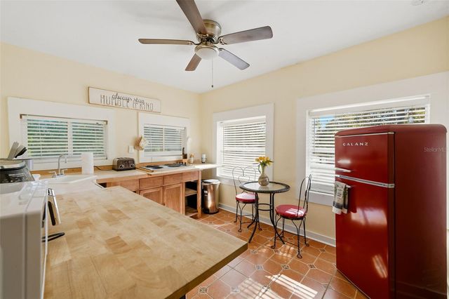 4701 3RD AVENUE S, St Petersburg, FL 33711