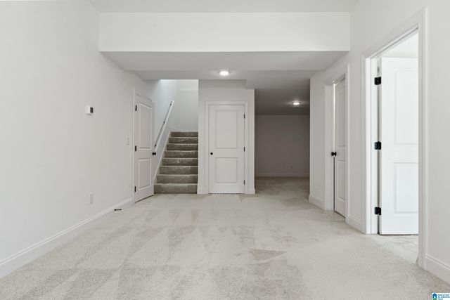 657 LIME CREEK WAY, Chelsea, AL 35043